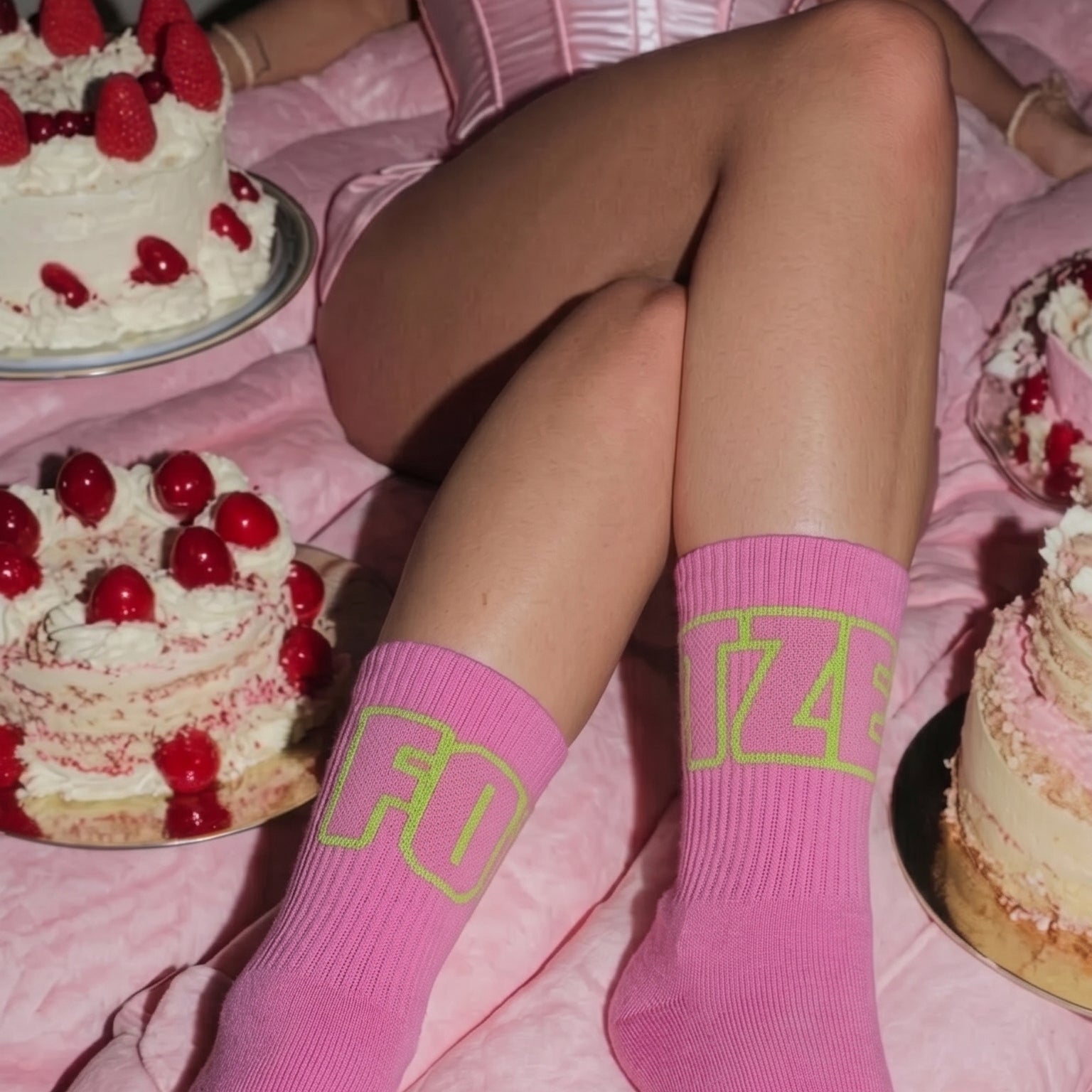 F0TZE Socken